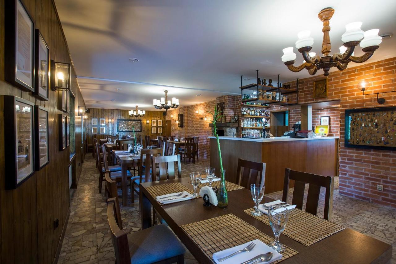 Hotel Kuznia Napoleonska Teresin ภายนอก รูปภาพ