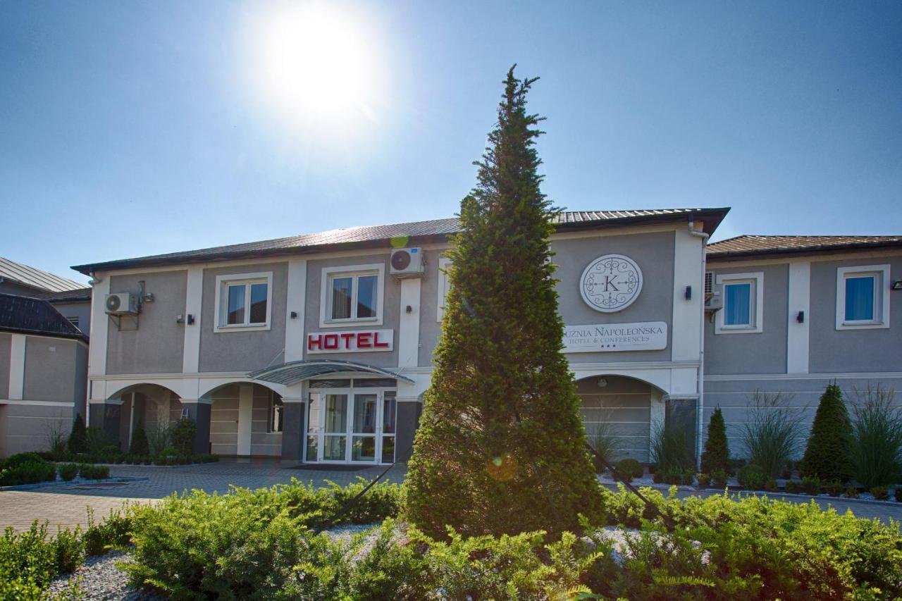 Hotel Kuznia Napoleonska Teresin ภายนอก รูปภาพ