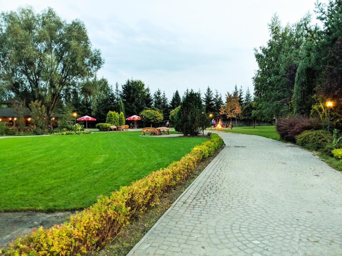 Hotel Kuznia Napoleonska Teresin ภายนอก รูปภาพ