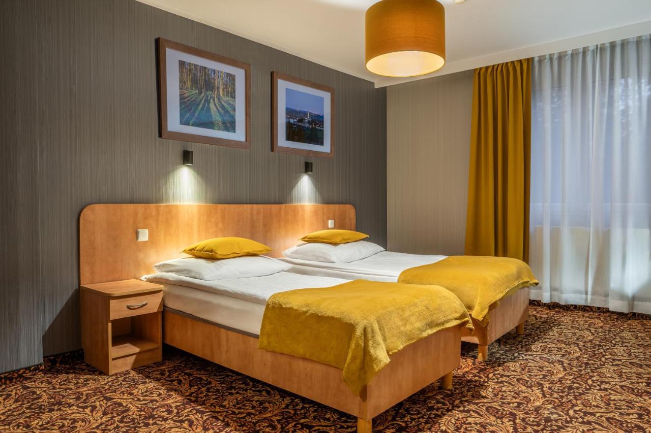 Hotel Kuznia Napoleonska Teresin ภายนอก รูปภาพ