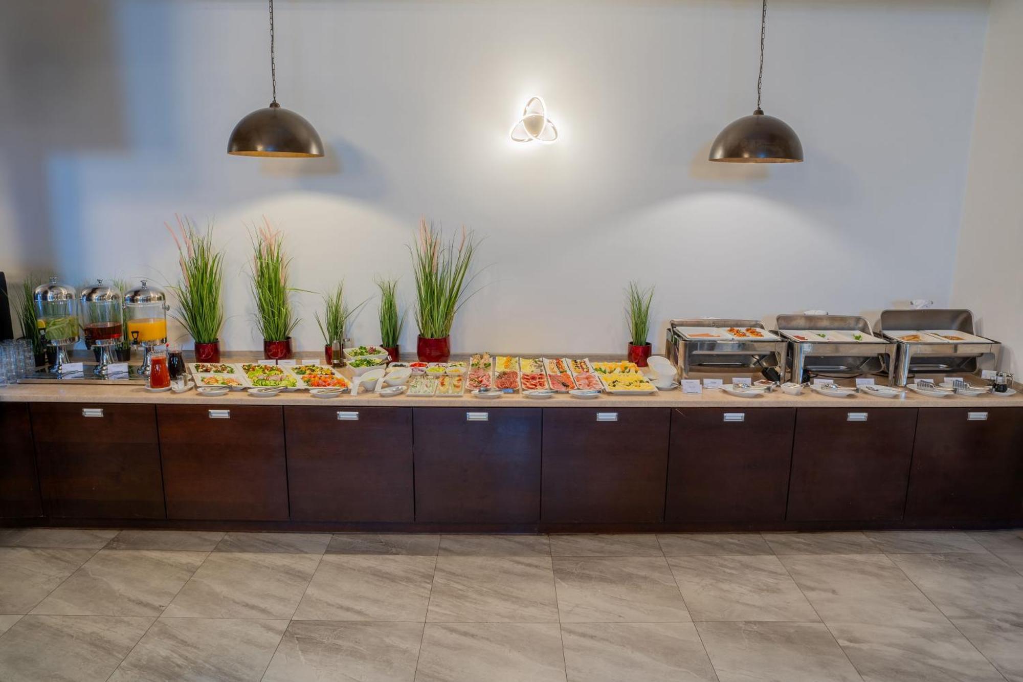 Hotel Kuznia Napoleonska Teresin ภายนอก รูปภาพ